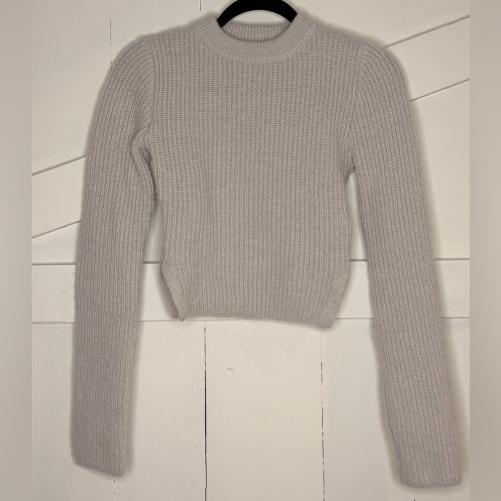 Zara Women's Light Gray Ribbed Sweater